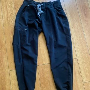 FIGS black jogger scrub pants